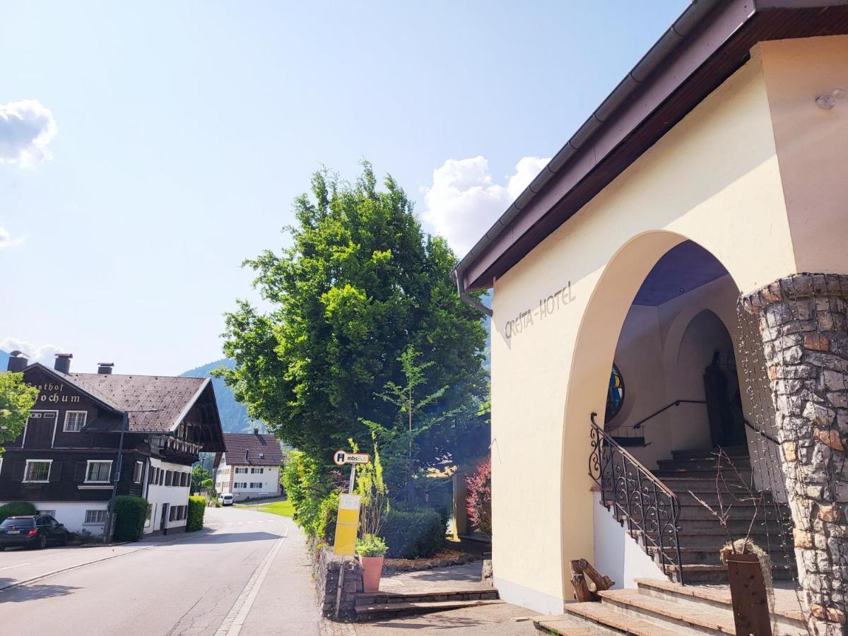 Wanderhotel Garni Cresta Schruns Exterior photo